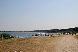 Pantai di Paczkowski Danau