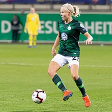 2019-03-27 Fussball, Frauen, UEFA Women's Champions League, VfL Wolfsburg - Olympique Lyonnais StP 3615 by Stepro.jpg