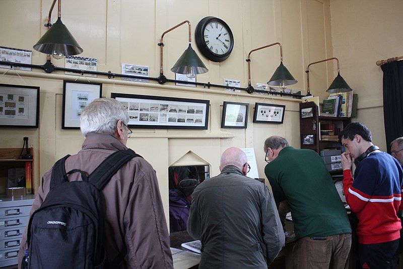 File:2019 at Culham station - inside the ticket office.JPG