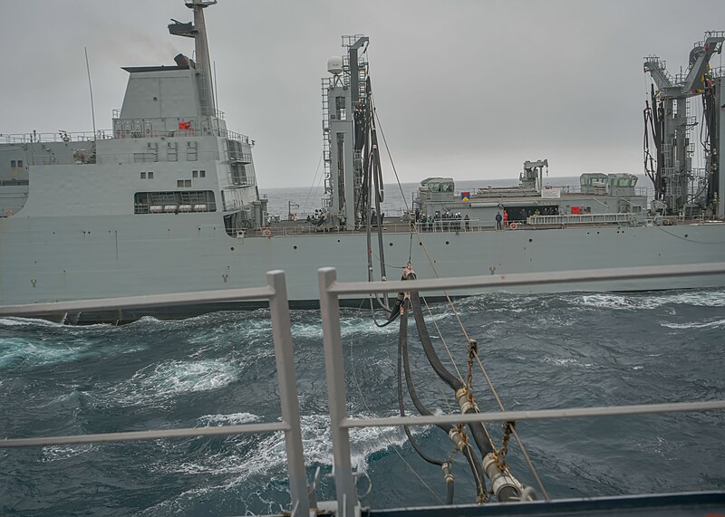 File:230519-F-AV821-004 - USS Oscar Austin (DDG 79) conducts replenishment-at-sea during Formidable Shield 2023.jpg