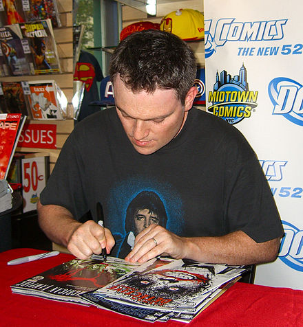 Snyder signing copies of American Vampire and Detective Comics at a September 21, 2011 store appearance