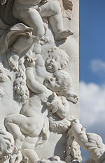 Thumbnail for File:AT 20137 Figuren und Details des Mozartdenkmales, Burggarten, Vienna-4937.jpg