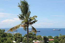 A bit of Honiara (32274638120).jpg