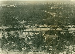 Aerial view of Hermann Park, Harris Gulley and Brays Bayou looking north.jpg