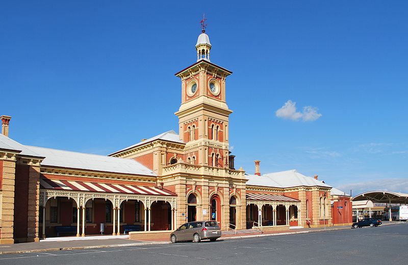 File:AlburyRailwayStation1.JPG