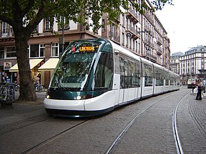Français : Tramway Deutsch: Straßenbahn English: Tram