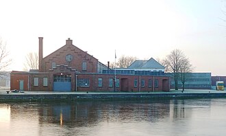 Brons engine factory in Appingedam, in business from 1907 to 2004 Appingedam - Bronsmotorenfabriek.jpg