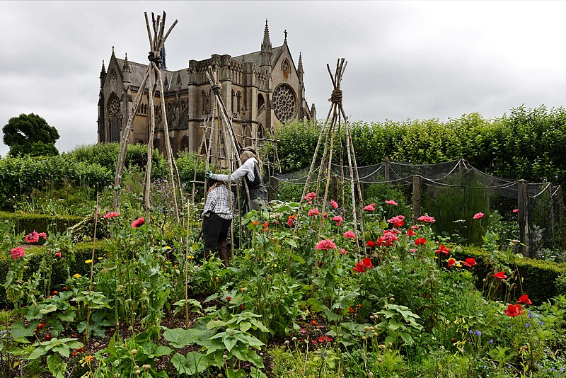 File:Arundel Castle Gardens, Organic Kitchen Garden 2 - geograph.org.uk - 5815623.jpg