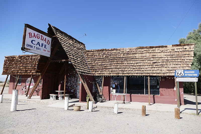 File:Bagdad café route 66.jpg