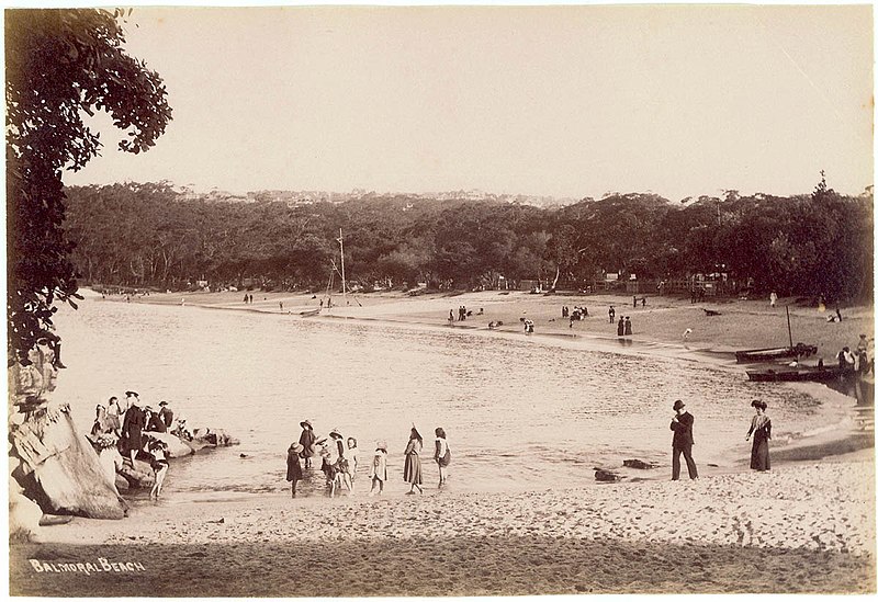 File:Balmoral Beach 1900-1910.jpg