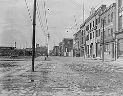 Same view in 1906, 2 years after the fire Baltimore Fire 1904 - West from Pratt and Gay Streets 1906, 2 years later a.jpg