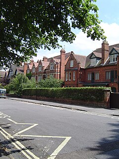 <span class="mw-page-title-main">Bardwell Road</span> Road in North Oxford, England