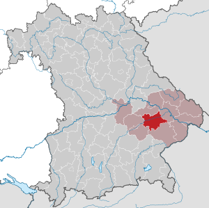 バイエルン州におけるディンゴルフィング＝ランダウ郡の位置