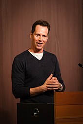 Frank Beddor, speaking at Arizona State University in 2016 Beddor-laster-matsunaga-2016-2406 (27765629421).jpg