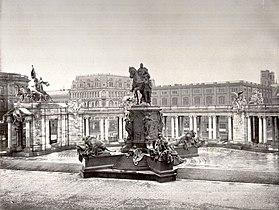 Berliner Schloss: Baugeschichte, Nutzungsgeschichte, Historische Innenräume