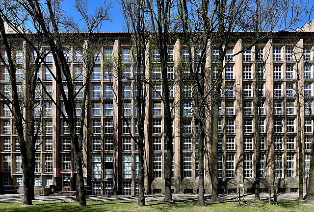 Warsaw School of Economics Library, Rakowiecka Street