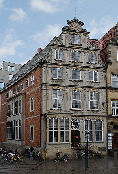 File:BremerMarktplatz-HausderStadtsparkasse.jpg