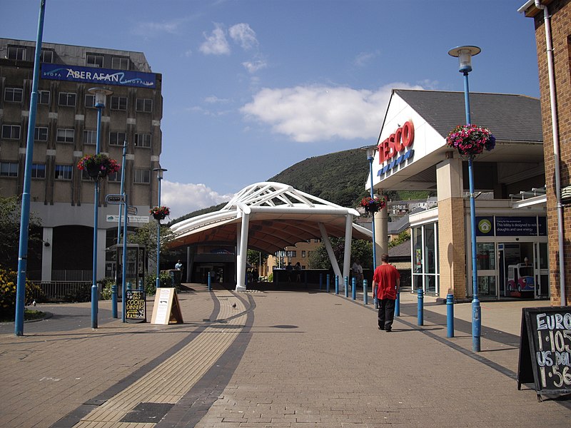 File:Bridge over the River Afan, Port Talbot - geograph.org.uk - 2506133.jpg