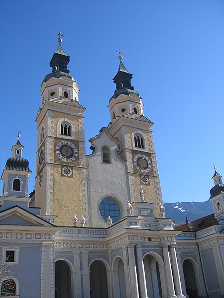 File:Brixen - Il Duomo, Brixner Dom - panoramio.jpg