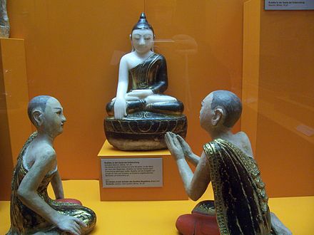 The chief disciples of the Buddha, Mogallana (chief in psychic power) and Sariputta (chief in wisdom).