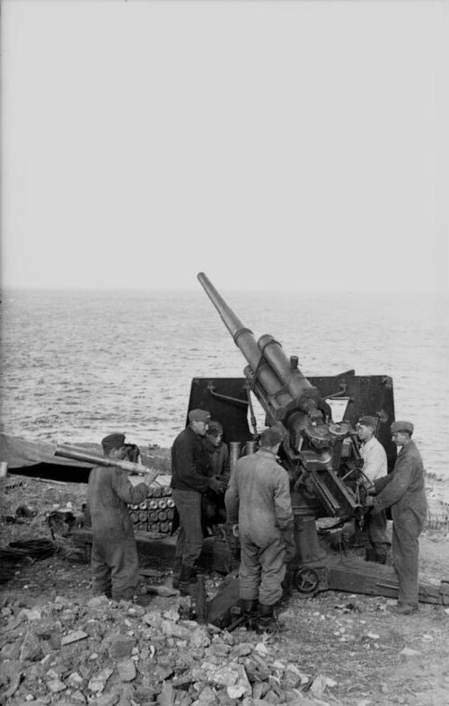 German 88-mm gun on the coast in southern France