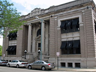 <span class="mw-page-title-main">Canton Public Library</span> United States historic place