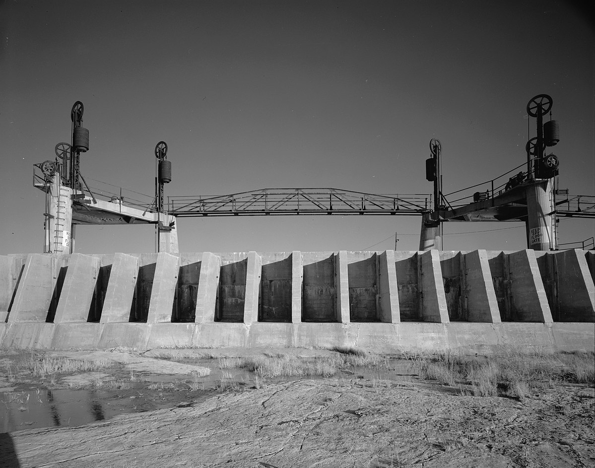 The Pecos River through Carlsbad by Clinton Steeds - Visit