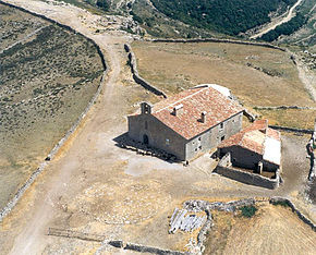 Castellfort.Ermita de San Pedro.jpg