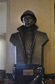 Buste du roi Albert Ier à l'hôtel de ville de Charleroi.