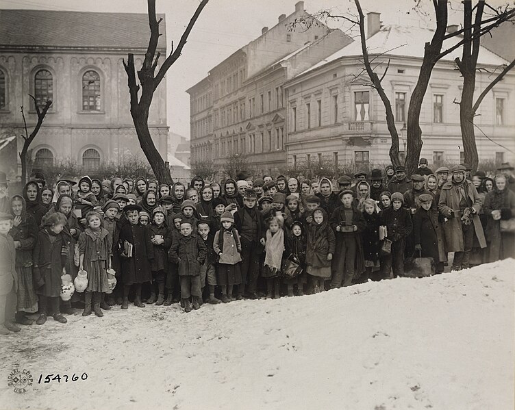 File:Children and adults at one of city soup houses. Prague, Bohemia 1919-01-28 (NARA 313154601).jpg