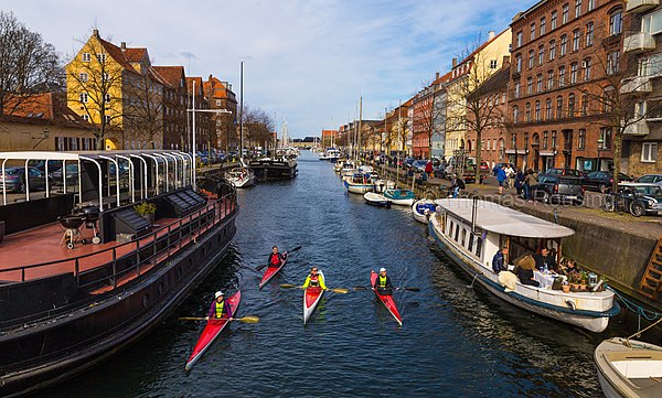 Christianshavn Canal in the centre of the neighborhood