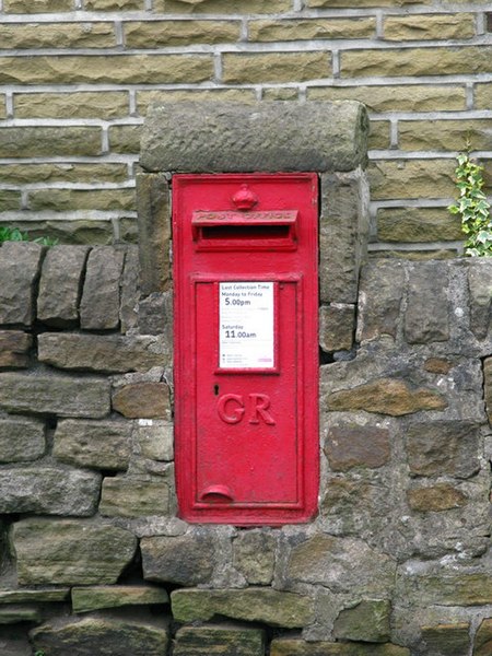 File:Cononley Postbox - geograph.org.uk - 1243603.jpg