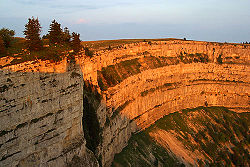 Cantón De Neuchâtel: Historia, Geografía, Economía