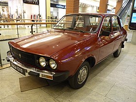 Dacia 1310 P during ,,XXX lat motoryzacji PRL" exhibition at Bonarka City Center in Krakow.JPG