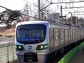 Daegu metro train 2816 20180217 120452 4271 photo.jpg
