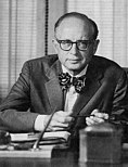 Daniel J. Boorstin (1914–2004)