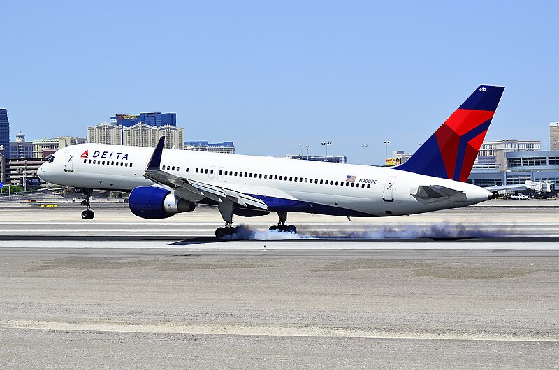 File:Delta Air Lines Boeing 757-26D N900PC - 691 (cn 28446-740) (5636536647) (2).jpg