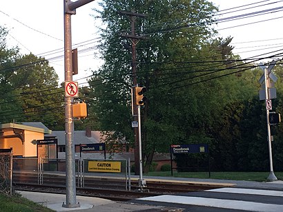 How to get to Drexelbrook Station with public transit - About the place