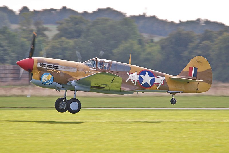 File:Duxford Autumn Airshow 2013 (10542918675).jpg