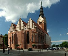 Elbląg, Stary Rynek, pohled na katedrálu svatého Mikuláše.JPG