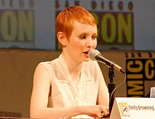 Эмили Браунинг на San Diego Comic-Con International в 2010 году