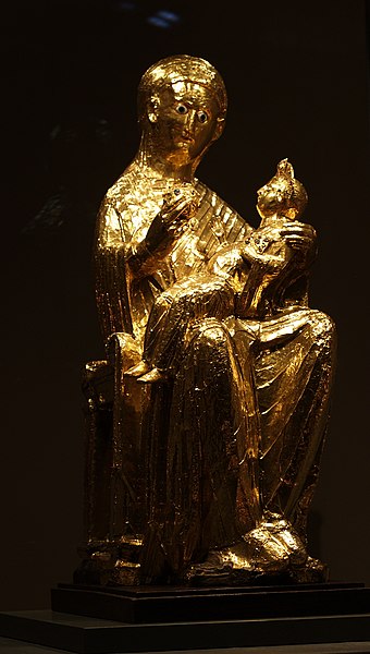 File:Essen muenster goldene madonna-4.jpg