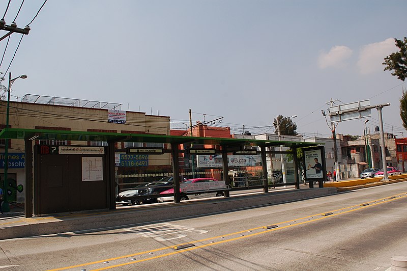 File:Estacion Av. Talisman 01.jpg