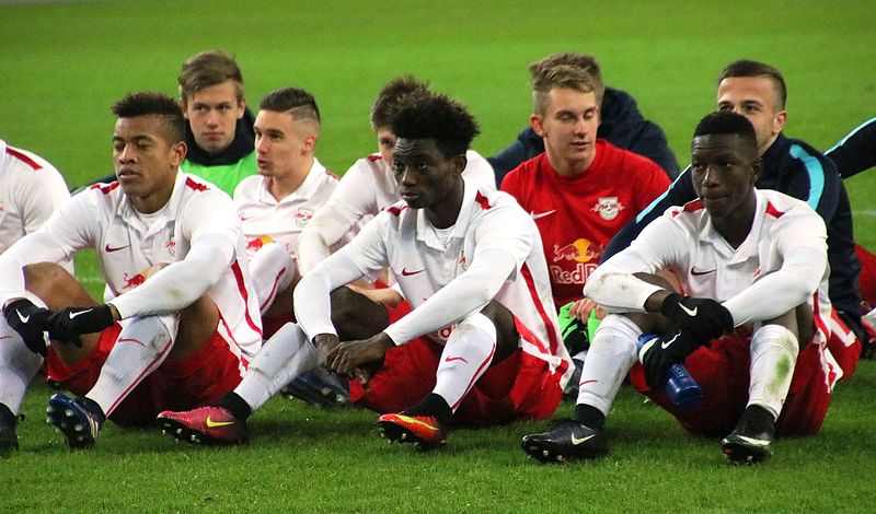 File:FC Red Bull Salzburg versus Atletico Madrid (UEFA Youth League 7. März 2017) 32.jpg