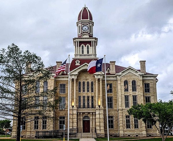 Fannin County Courthouse in Bonham