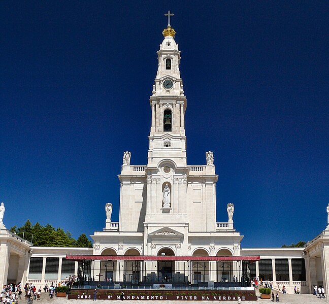 File:Fatima (cropped).jpg