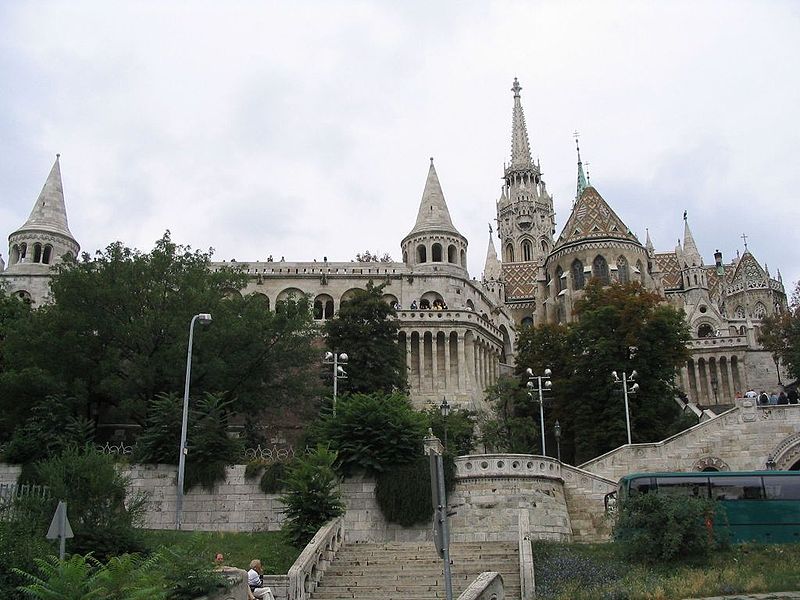 File:Fischer-Bastei Budapest 2004.jpg