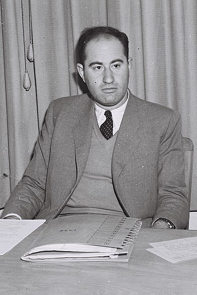 File:Gershon Avner, December 1949 D717-019.jpeg