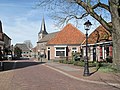 Gramsbergen, kerk (Nederlands Hervormd) in straatzicht