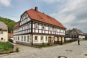 English: Buildings in Großschönau (Sachsen). Polski: Zabudowa we wsi Großschönau, Saksonia.